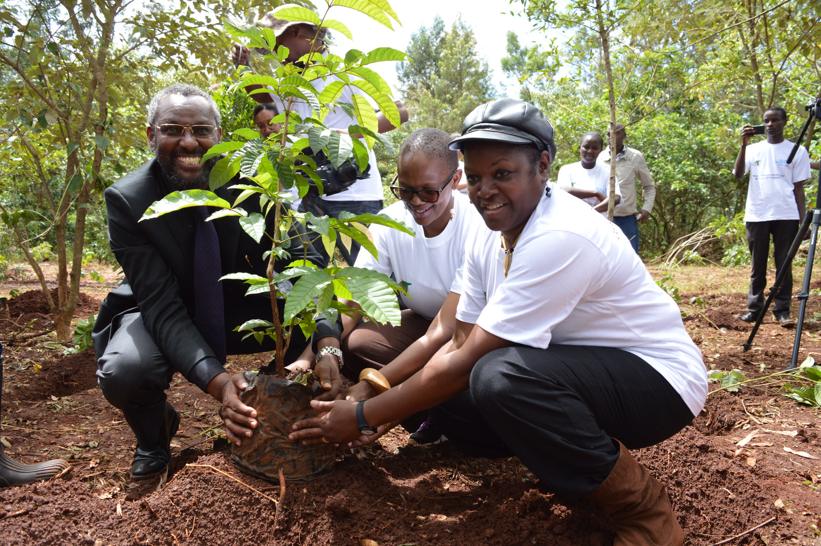 Prof. Kiama Gitahi - Director, Wangari Maathai Institute; Ms. Wanjira Mathai - GBM Board Chair and Ms. Aisha Karanja - GBM Executive Director plant a tree to mark World Environment Day.
