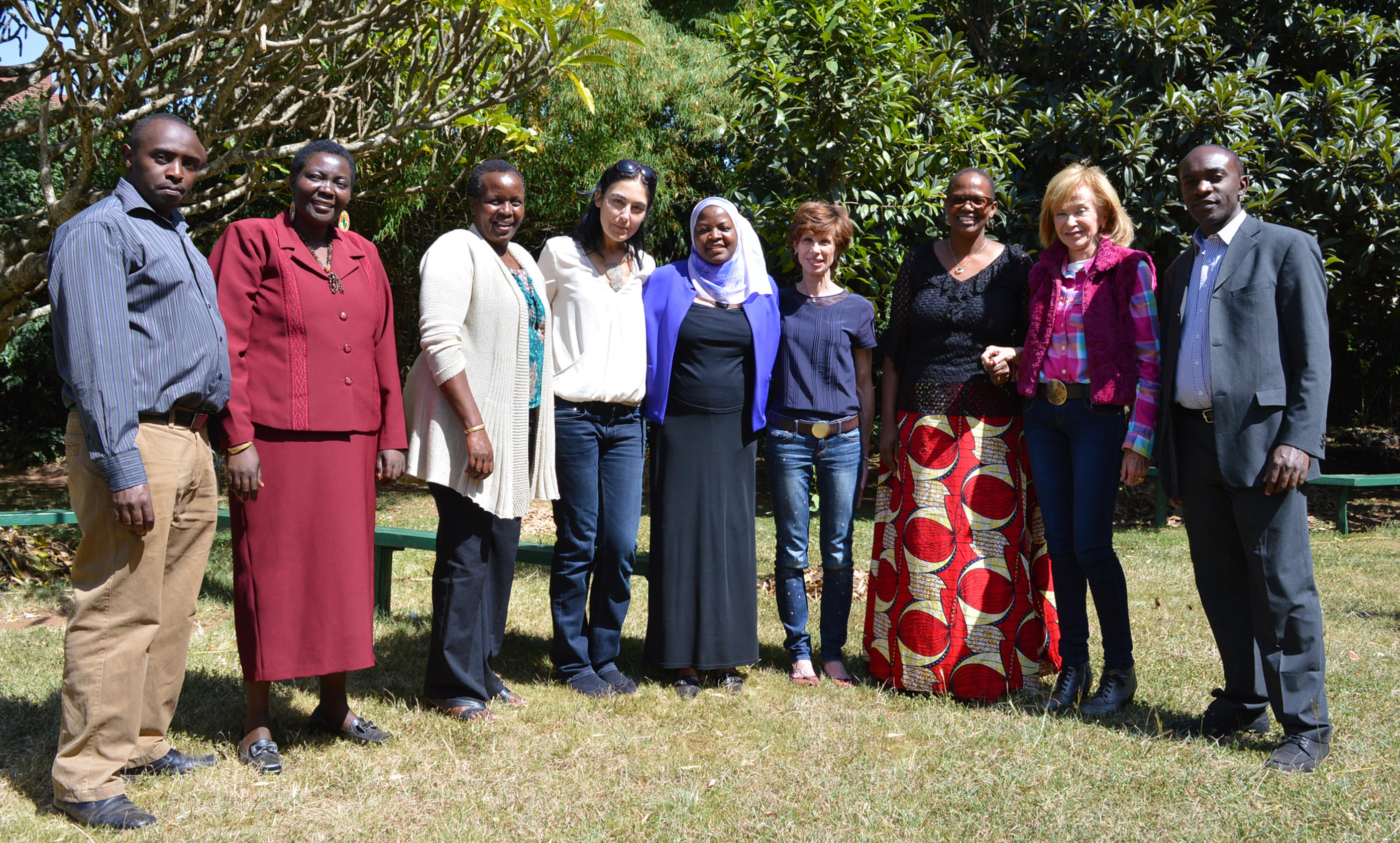 President De La Vega, her colleagues, Wanjira Mathai, Chair of GBM’s Board, Aisha Karanja, Executive Director GBM and GBM staff pose for a photo